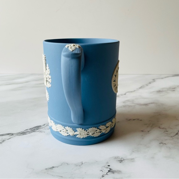 Vintage Wedgwood Jasperware 1981 Christmas Mug Marble Arch Limited Edition - Picture 5 of 11